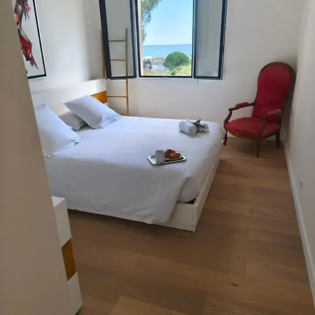 4 Pieces Vue * Villeneuve-Loubet